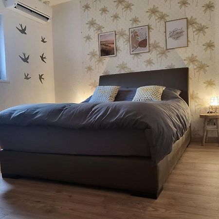 Chambre Climatisee Et Cosy Auberge Du Manala Hotel 24 24 Saint-Louis  Kültér fotó